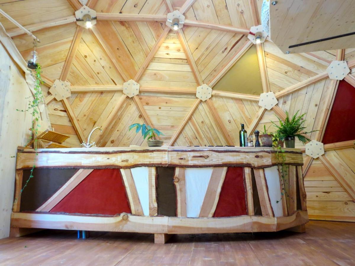 Habitat Createur - Hebergements Insolites Au Camping Municipal "Les Ecureuils" Recoubeau-Jansac Ngoại thất bức ảnh